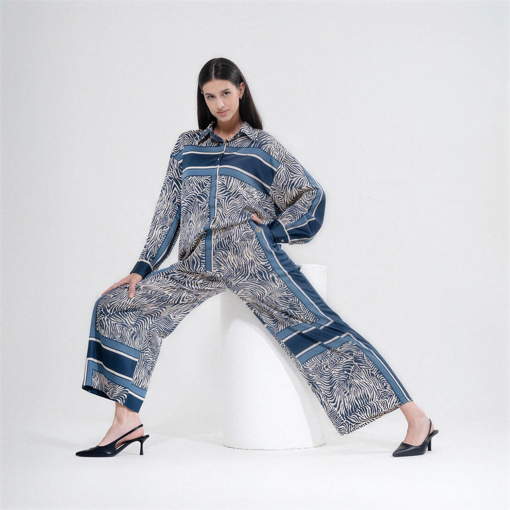 YUSHE Animal Print Wide-Leg Pants, Blue - additional model view 3
