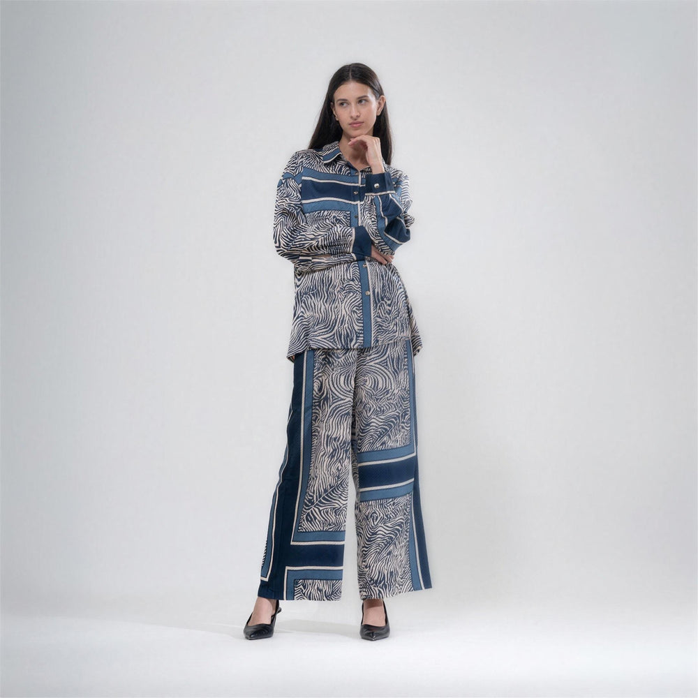YUSHE Animal Print Wide-Leg Pants, Blue - additional model view 4