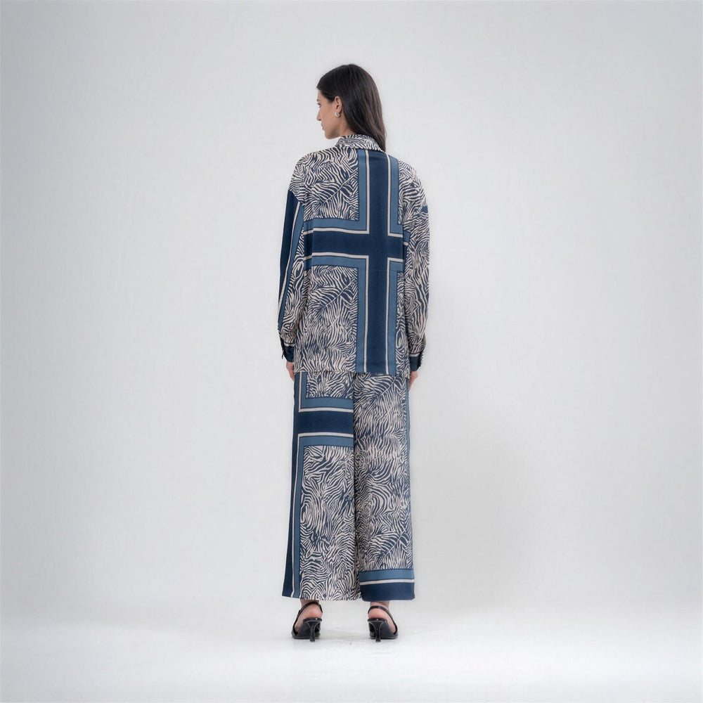 YUSHE Animal Print Button-Down Shirt, Blue - additional model view 4