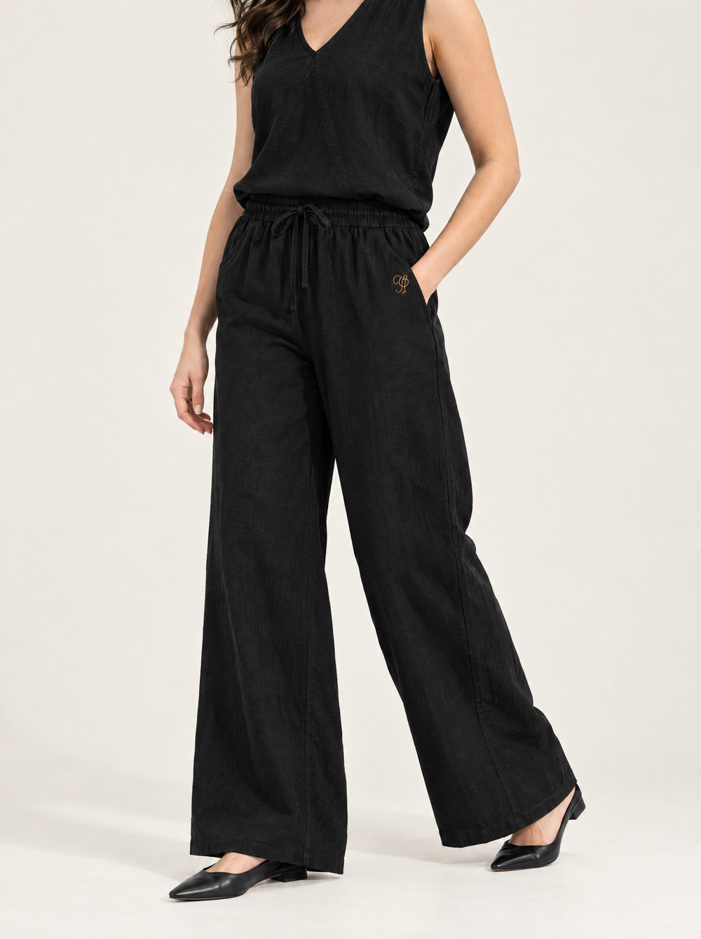 YUSHE Cotton Pant, Black - Hover - model