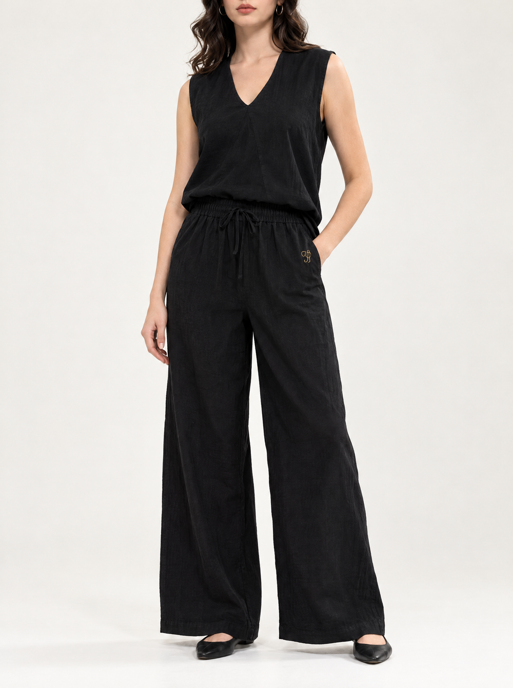 YUSHE Cotton Pant, Black - Additional model angle