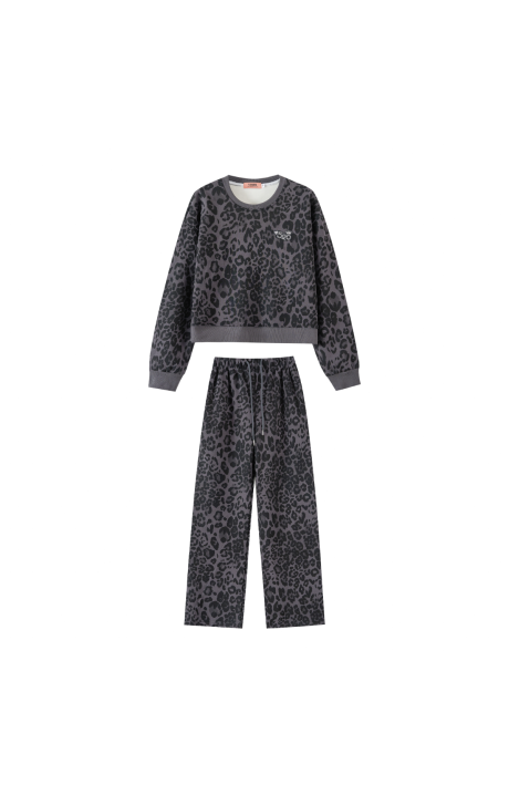 Yushe Leopard Charcoal Chic Lounge Set