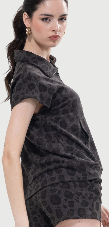 YUSHE Leopard Print Quarter-Zip Top and Drawstring Shorts Set 